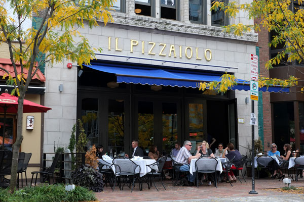 12 Pittsburgh Restaurants with Outdoor Seating for Spring | Her Campus